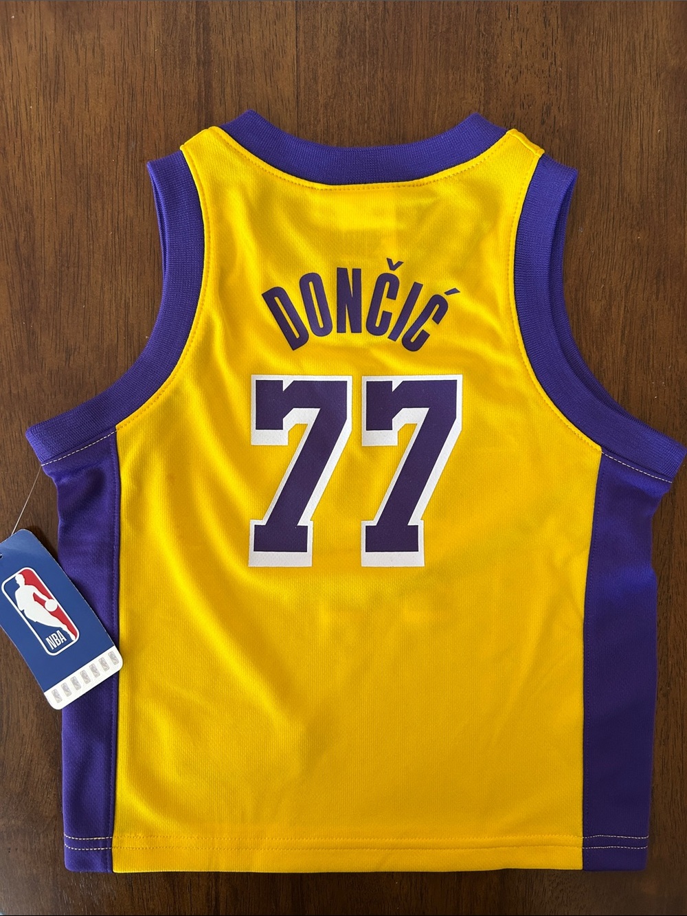 NWT LUKA DONCIC Lakers jersey